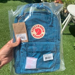 Fjallraven Kanken Mini Backpack (NWT)